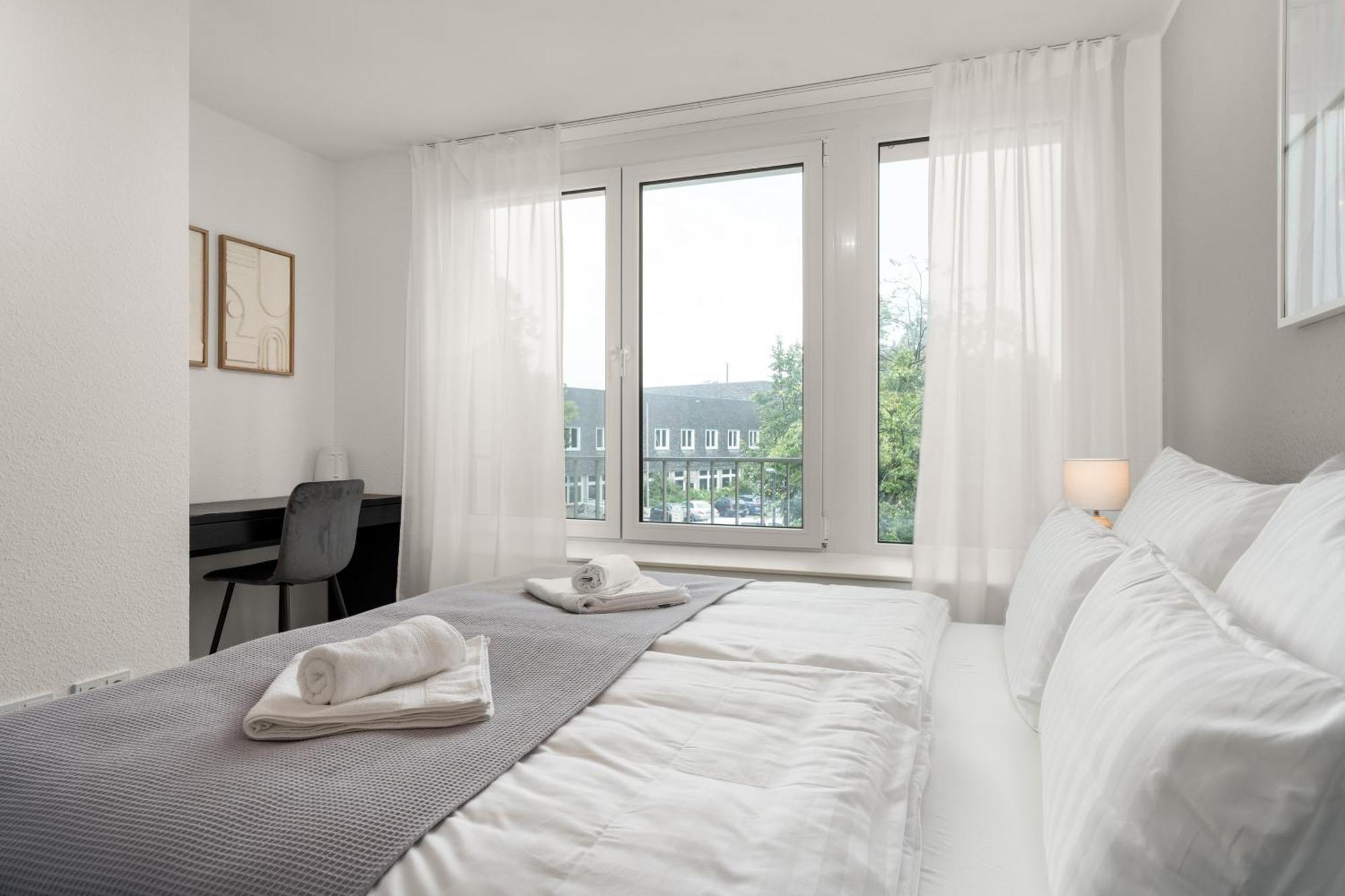 Shiny Homes - City Center With Parking Place Gütersloh Extérieur photo